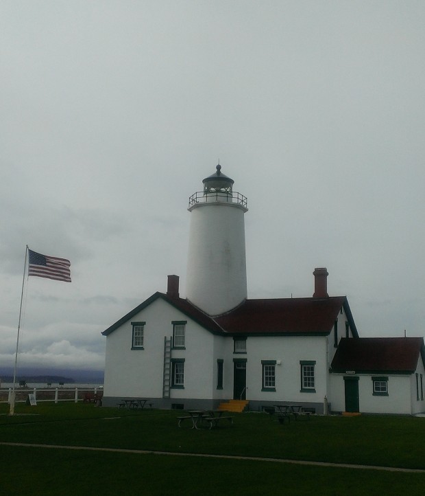 Another view of the lighthouse.